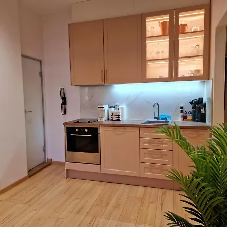 Apartment Fs - Beautiful In The Center Of