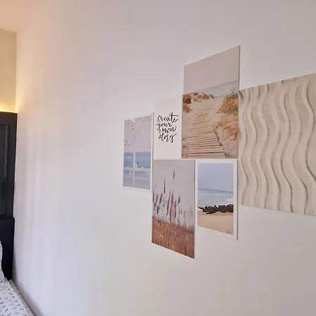 Fs - Beautiful In The Center Of Apartment Warna